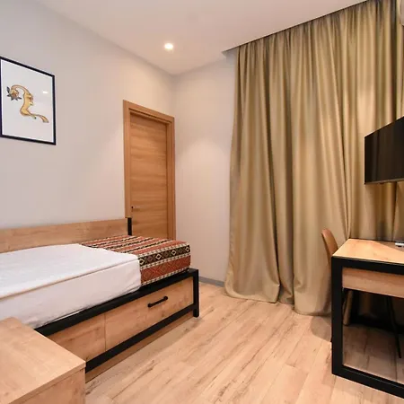 Andor Hotel Yerevan Exterior photo