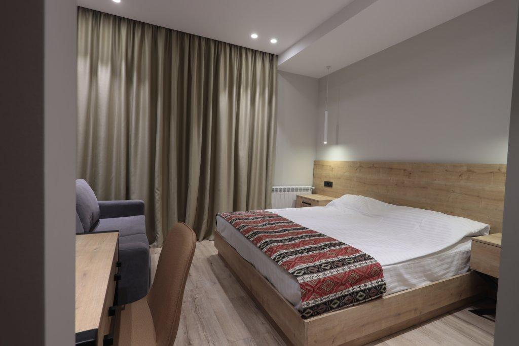 Andor Hotel